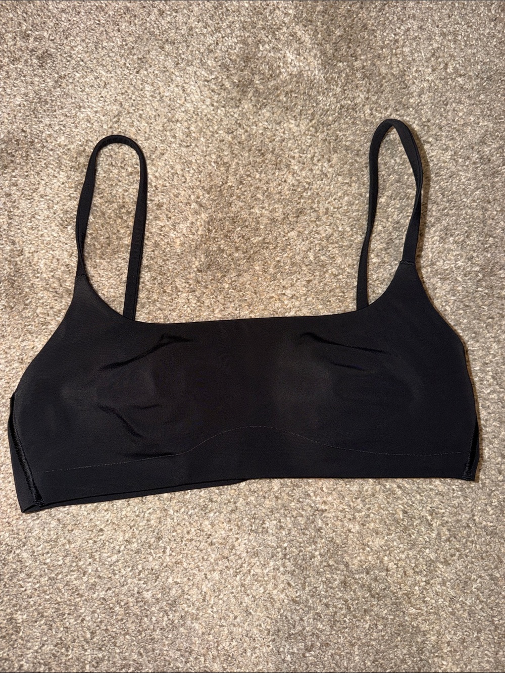 Lululemon like a cloud spaghetti-strap bra